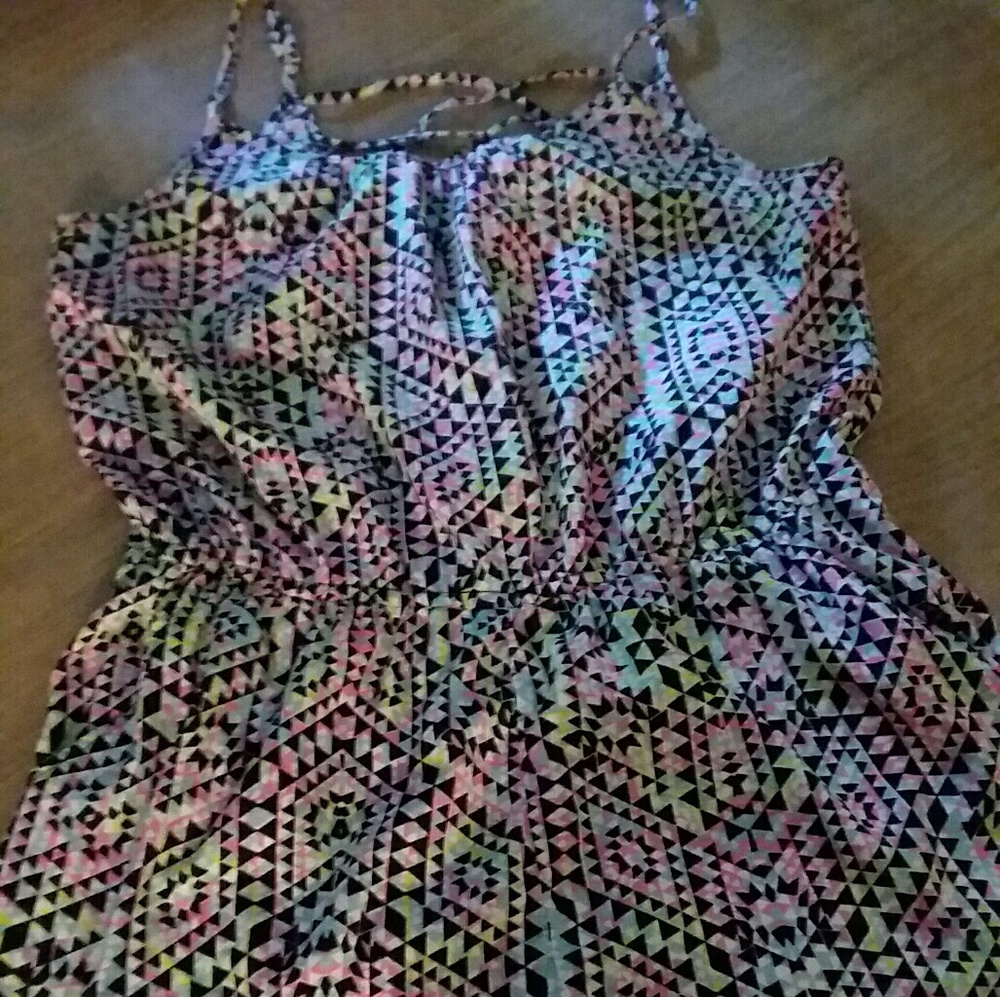 Romper - Picture 3 of 3